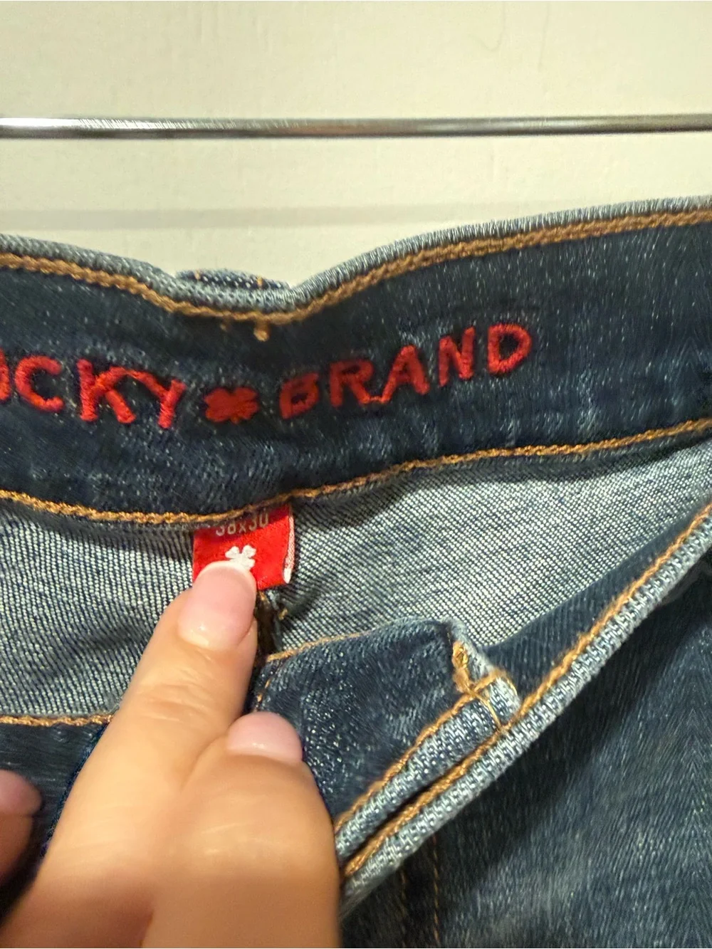 Lucky brand men’s stonewash denim